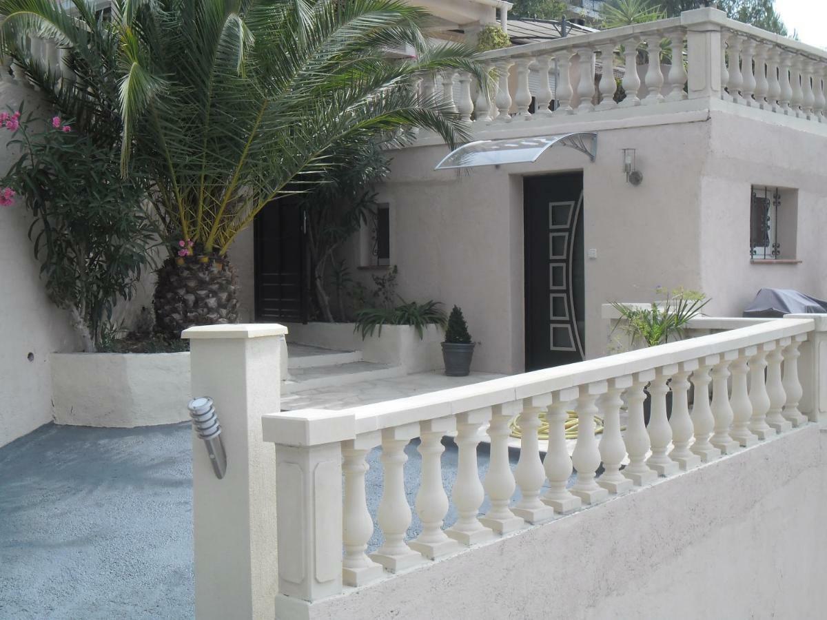 Charmante Villa A 15 Min De Nice Avec Piscine Blausasc Bagian luar foto